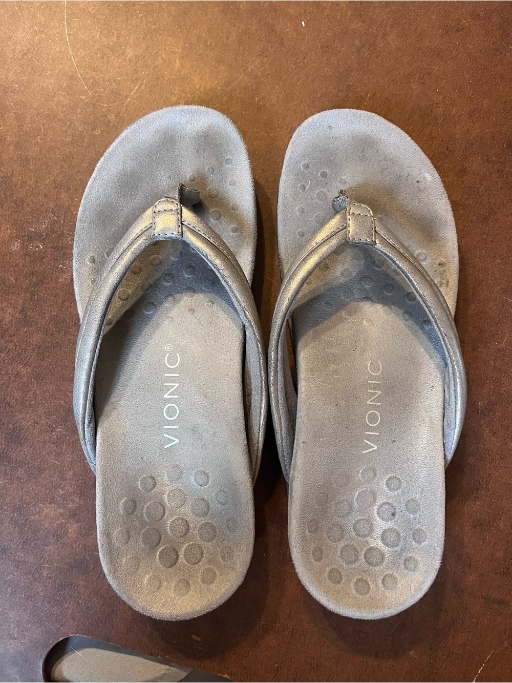 Vionic Raya Gray Suede Thong Sandals Wm US7 UK5 EU38